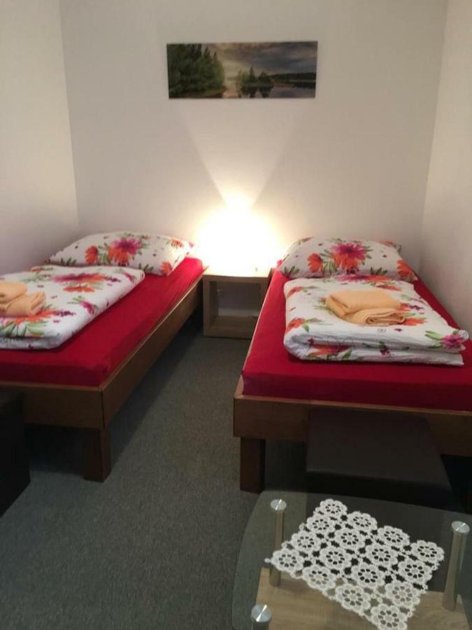 Ferienwohnung Eibenweg Gebsattel Exteriör bild